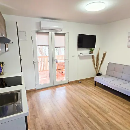 Camp Stella 公寓 斯维蒂佩塔